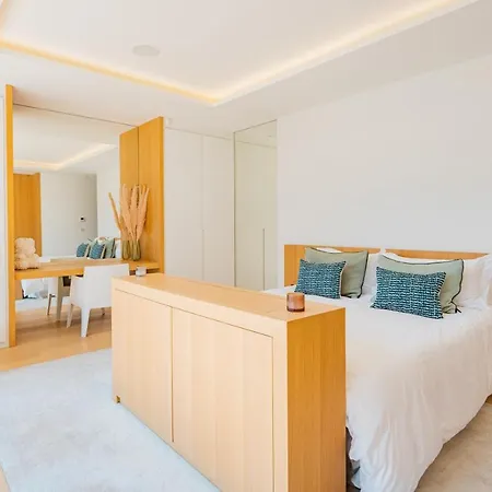 Le Faune - Ultra-luxurious 10 En-suites With Sea View And Tennis Villa