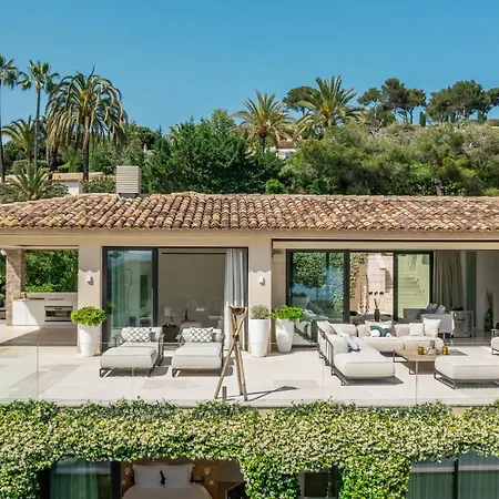 Le Faune - Ultra-luxurious 10 En-suites With Sea View And Tennis Willa